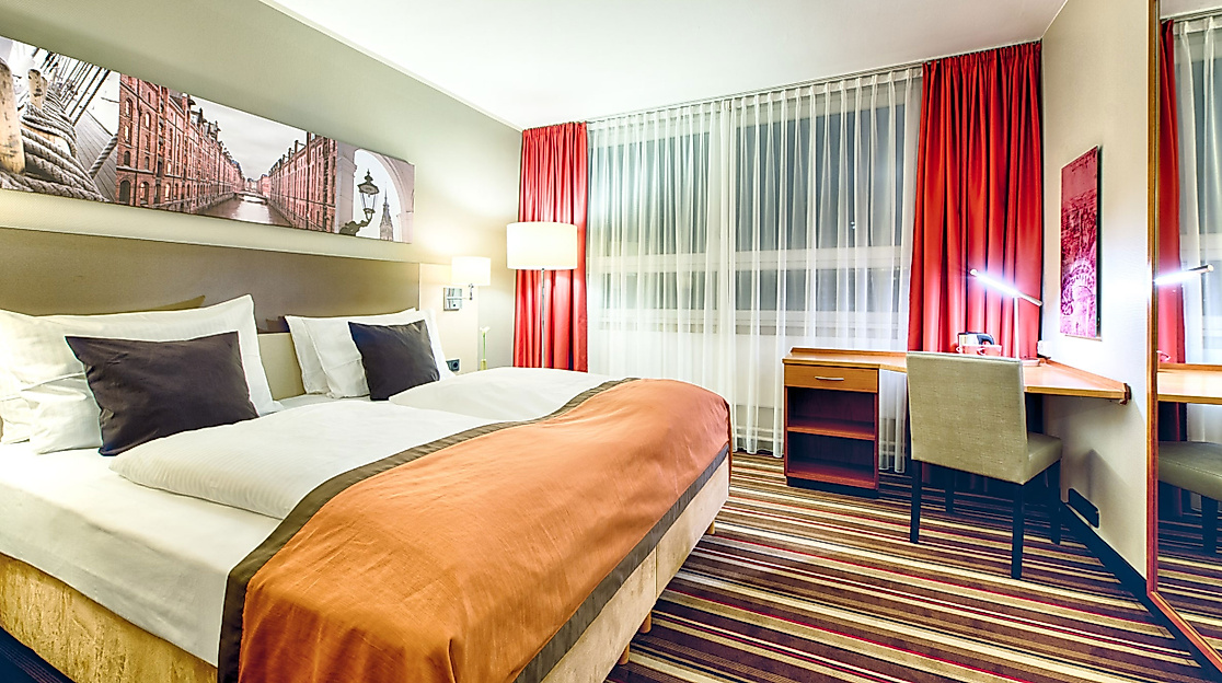 Hotel room Leonardo Hotel Hamburg City Nord