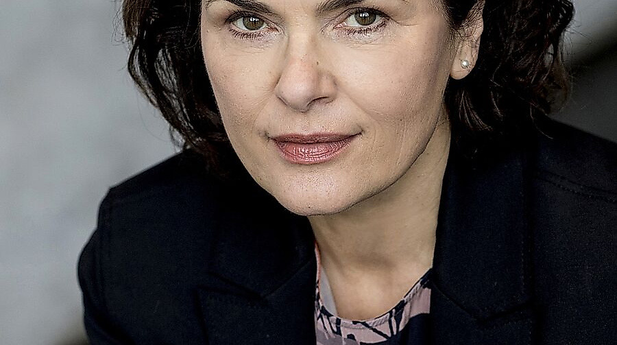 Theater! Theater!
                                - Maria Hartmann präsentiert Joan Didion | Als Gast Barbara Auer