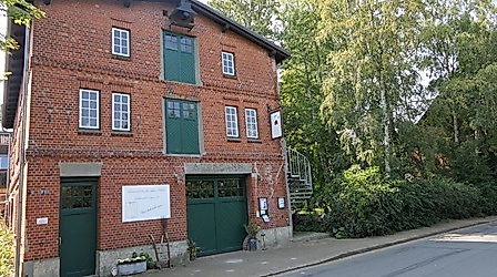 Kulturmuehle_Osten_Aussenansicht_Vorderseite_Osten_BR_SG_Hemmoor_web