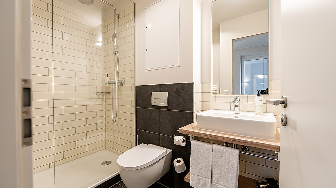 sylc. Apartmenthotel GmbH Hamburg: BACHELOR PLUS Bad