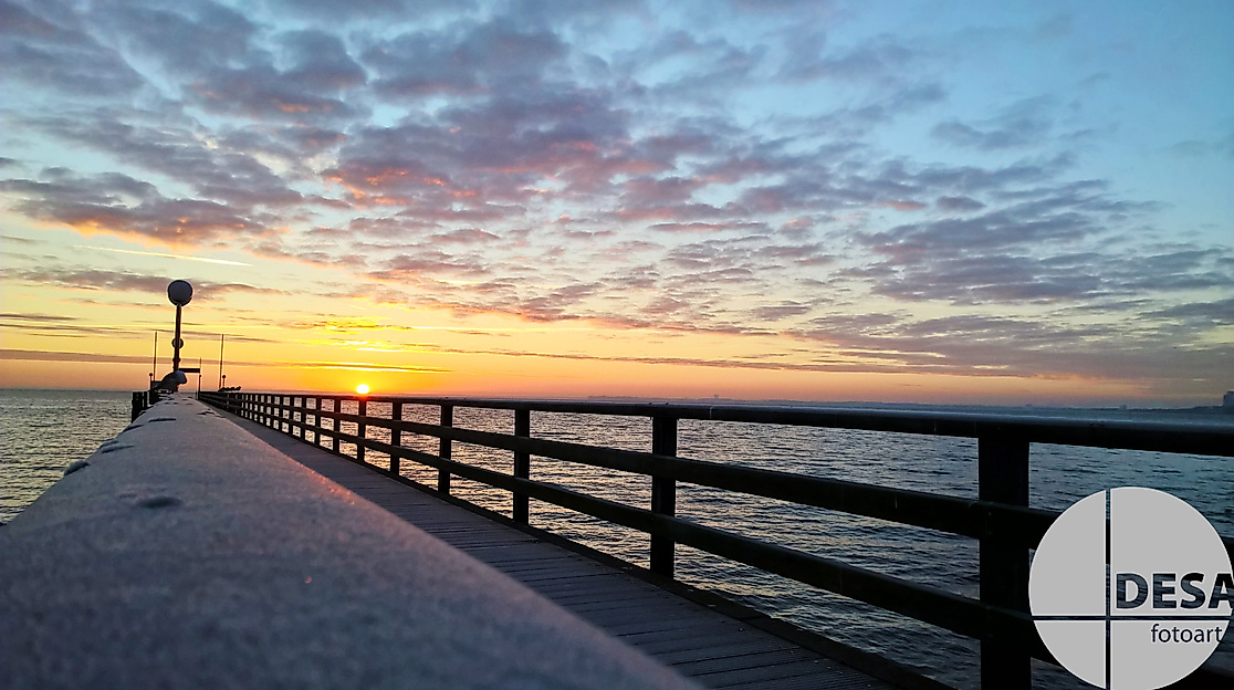 Seebrücke am Morgen