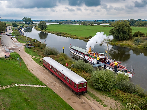 Kombifahrt mit HEIDE-Express und dem Raddampfer Kaiser Wilhelm