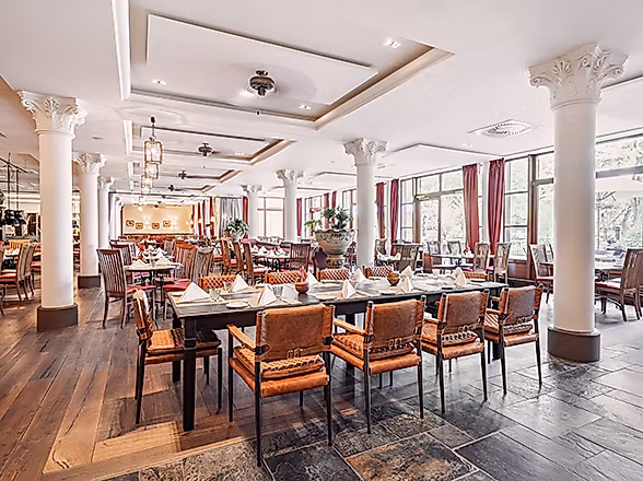 augila-restaurant_innenansicht2_c-lindner-park-hotel-hagenbeck