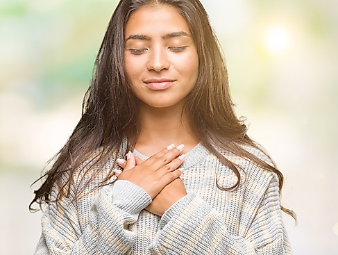 Junge Frau in Meditation Gebet