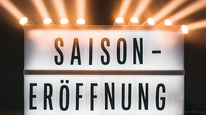 Saisoneröffnung & Vernissage - Die Welt des Theaters