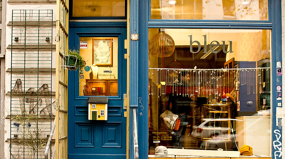 bleu_front_c-2018_tschreiber