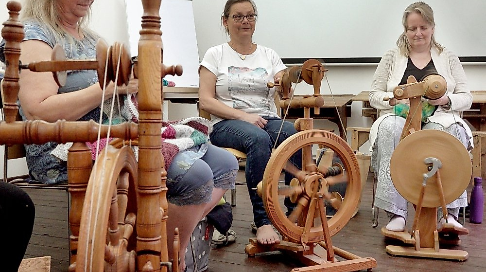 Handarbeit in Schulstube