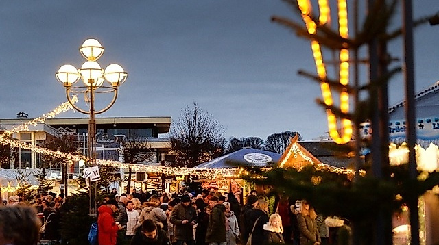 Wintermarkt - Schlagerparty mit Pascal Krieger , "Die Junx" & DJ Florian