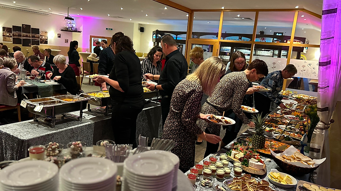 Großes Frühstücks-Buffet