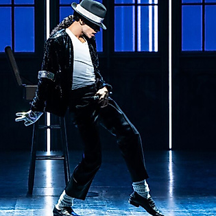 Michael Jackson Darsteller beim Moonwalk