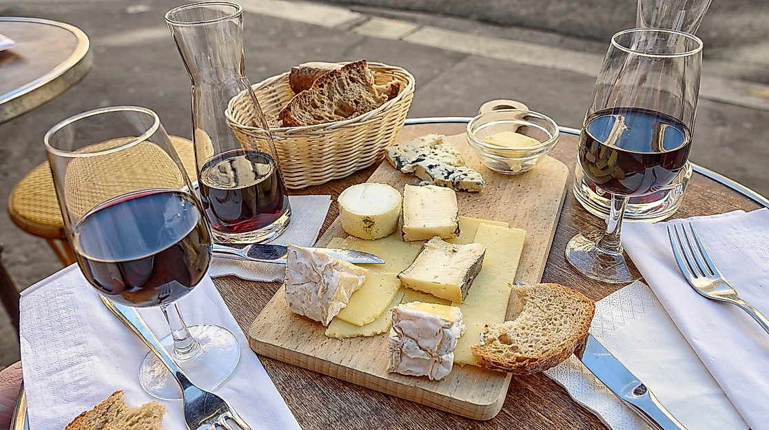 Käse und Wein