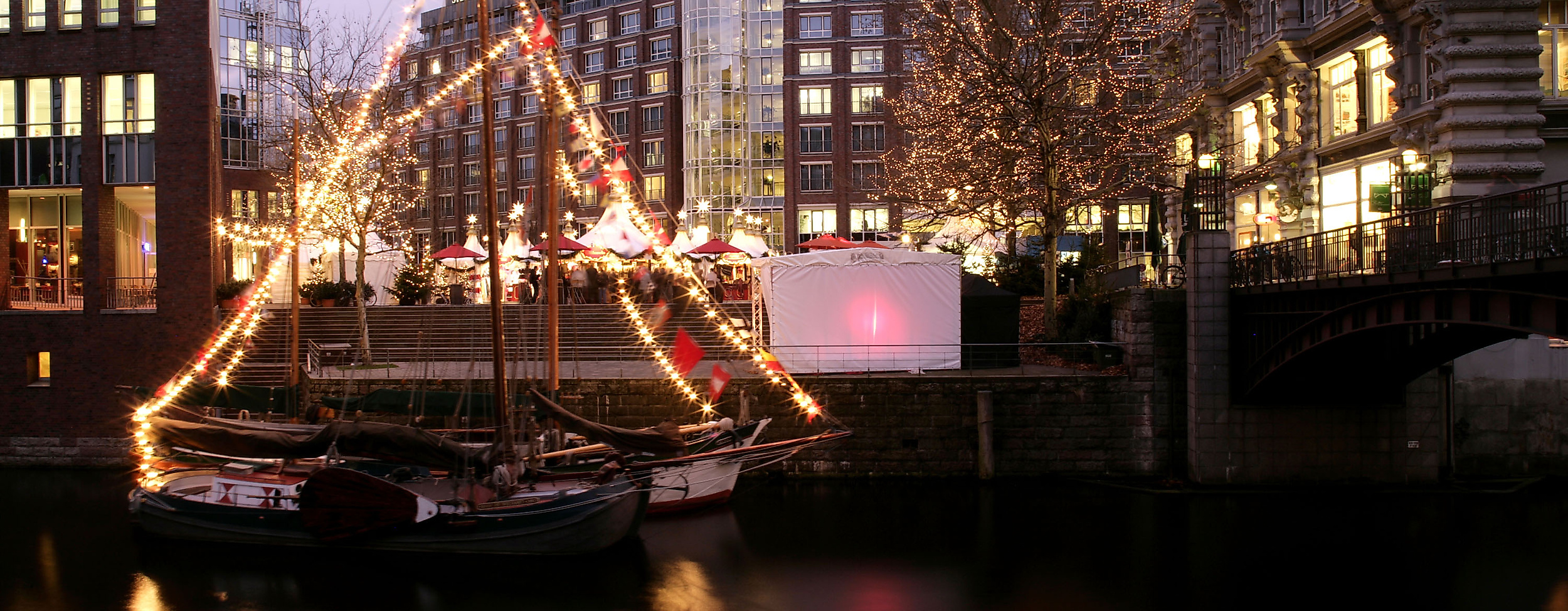 weihnachtsmarkt-fleetinsel_c-christian-bruch-11