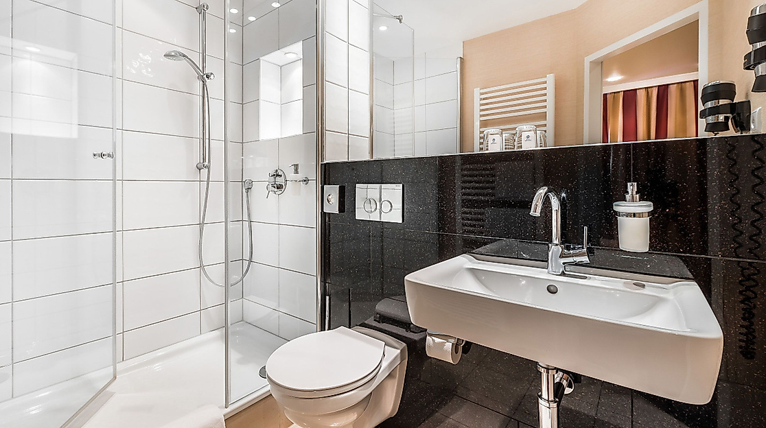 Best Western Raphael Hotel Altona Hamburg: Bad