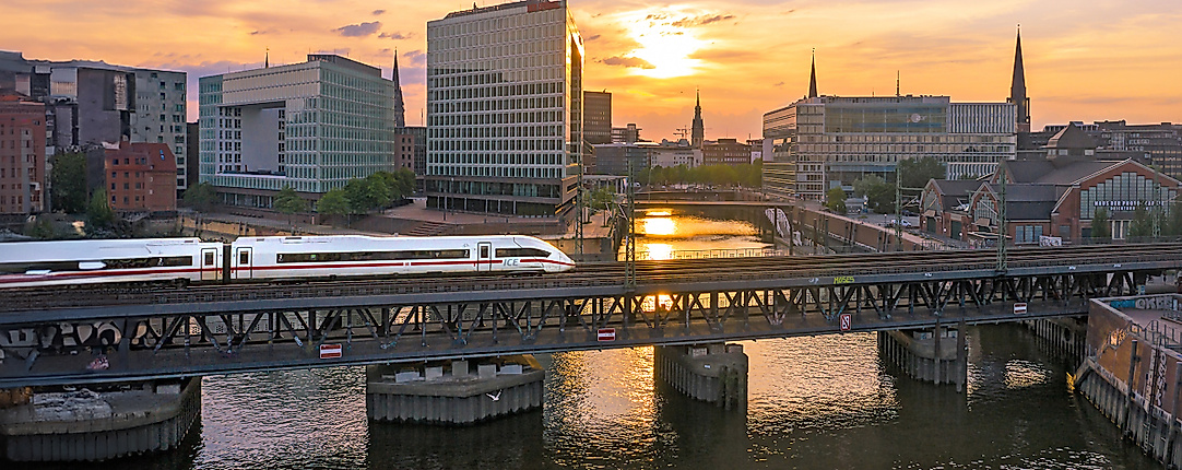 Reisepaket: Hamburg Reisen und Bahn