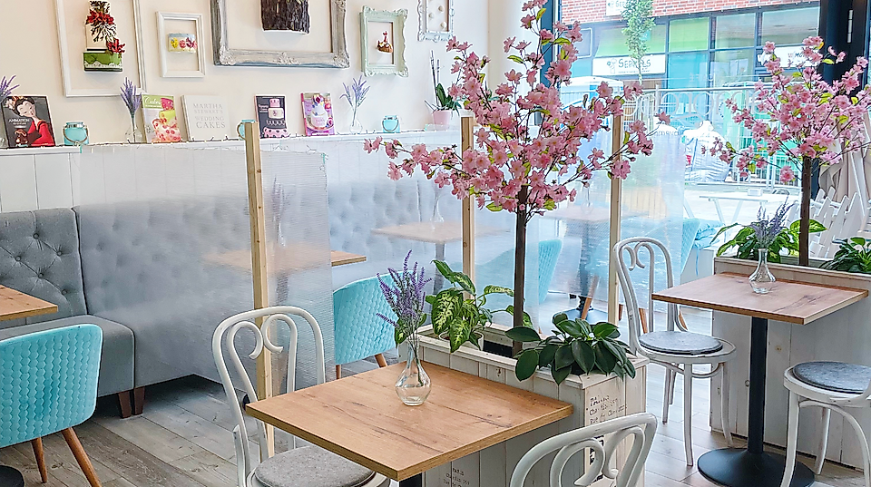 innenansicht-c-cafe-amorebelle