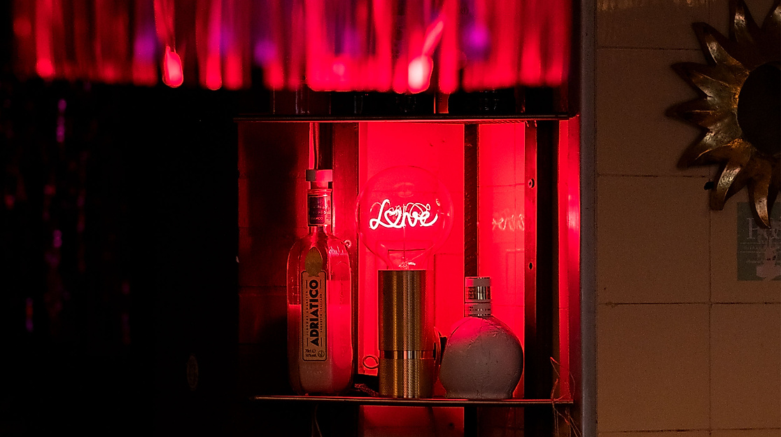 poi_p&p_bar7_web_2500x1500