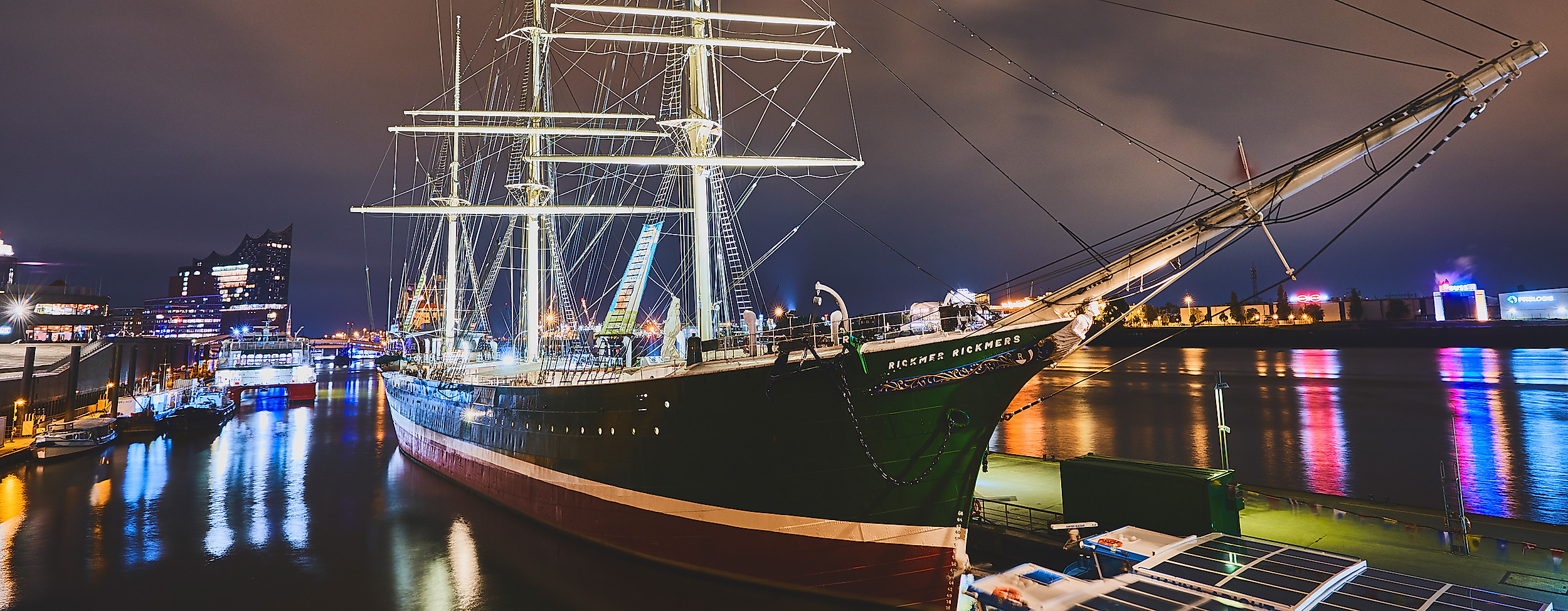Rickmer Rickmers Nachtaufnahme