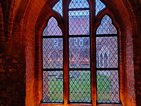 Advent im Kreuzgang (Bramwell)