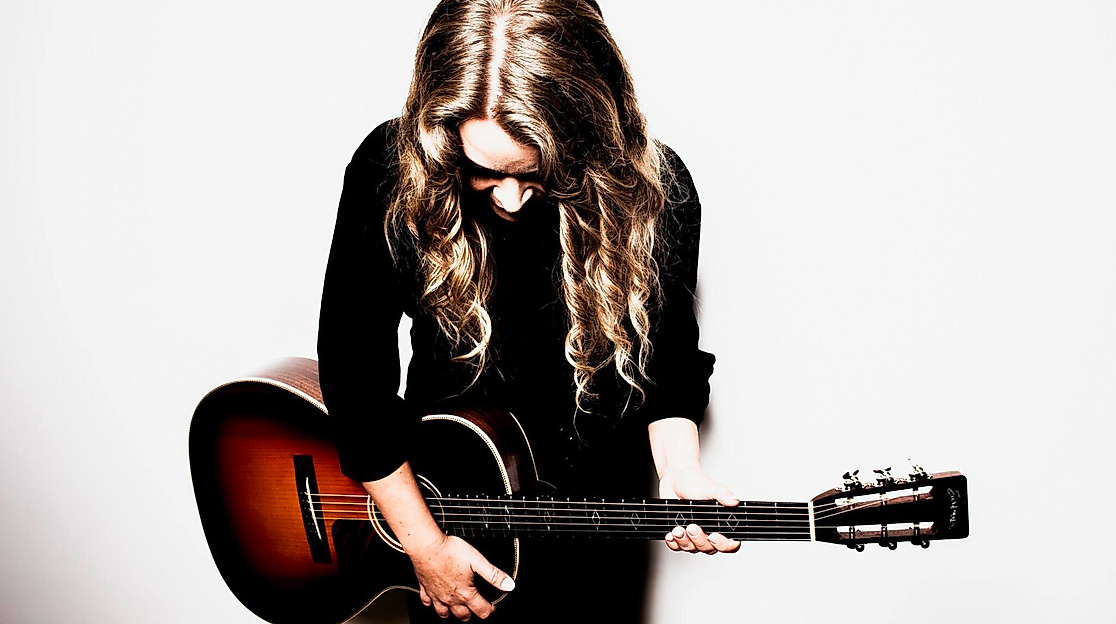 Heidi Joubert + BAND – Chaos + Peace