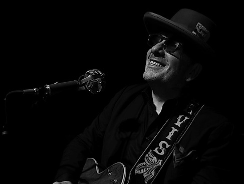 Elvis Costello & The Imposters mit Charlie Sexton