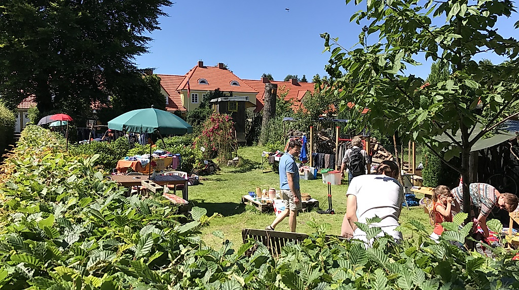 Flohmarkt der Gärten 01