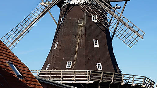 Holländische Segelwindmühle Lemkenhafen