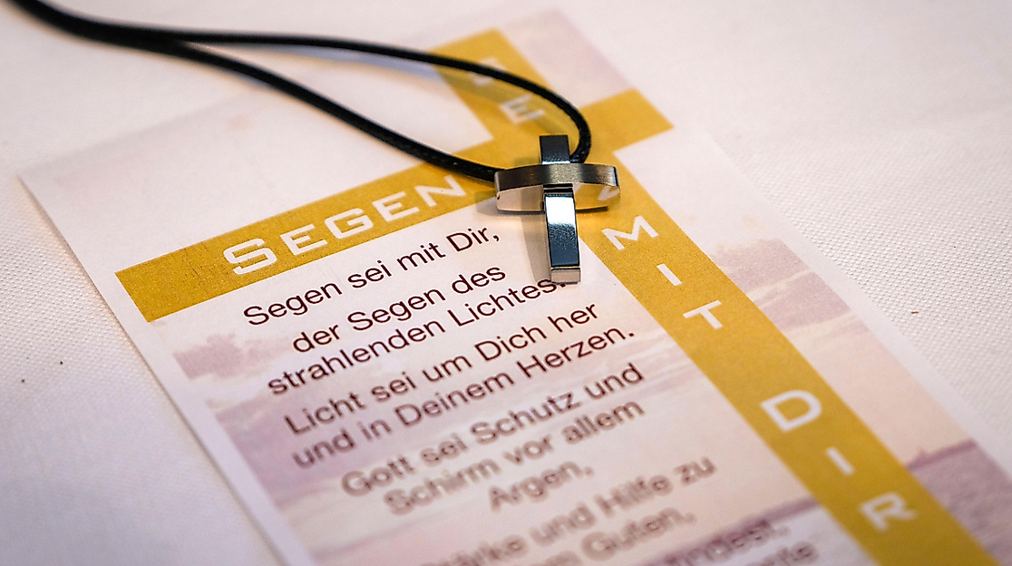 Konfirmationsgottesdienst; Pn. Dr. Bauer