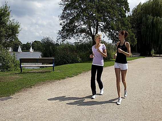 Joggen um die Außenalster
