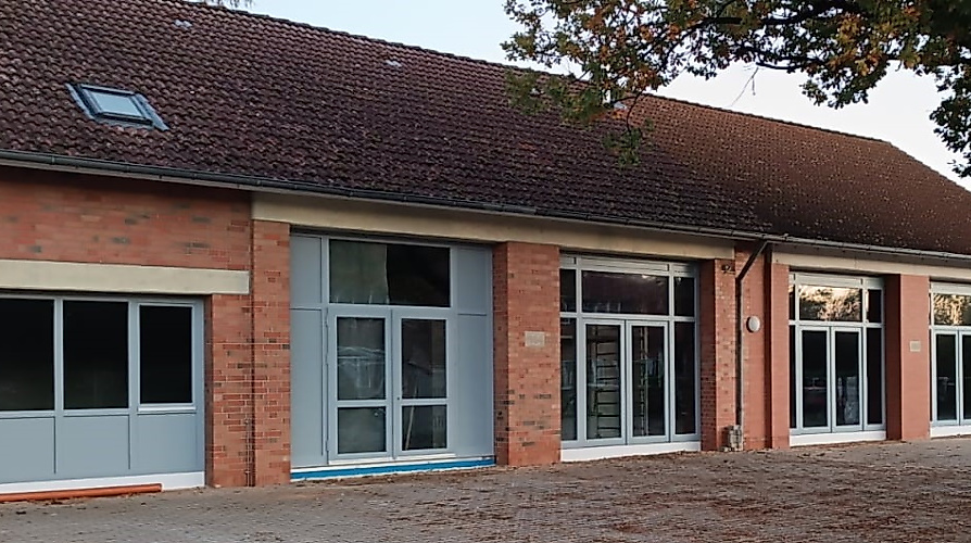 010-02 Dorfgemeinschaftshaus