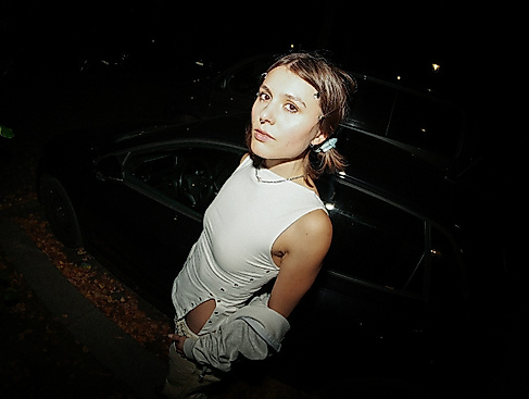 Amelie - Support: Tam Nook
