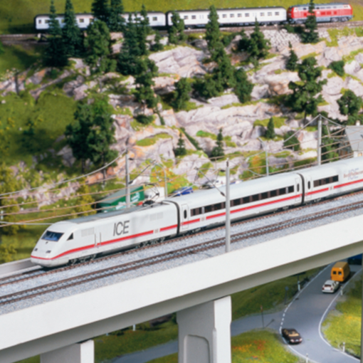 Reisepaket: Mit dem ICE ins Wunderland