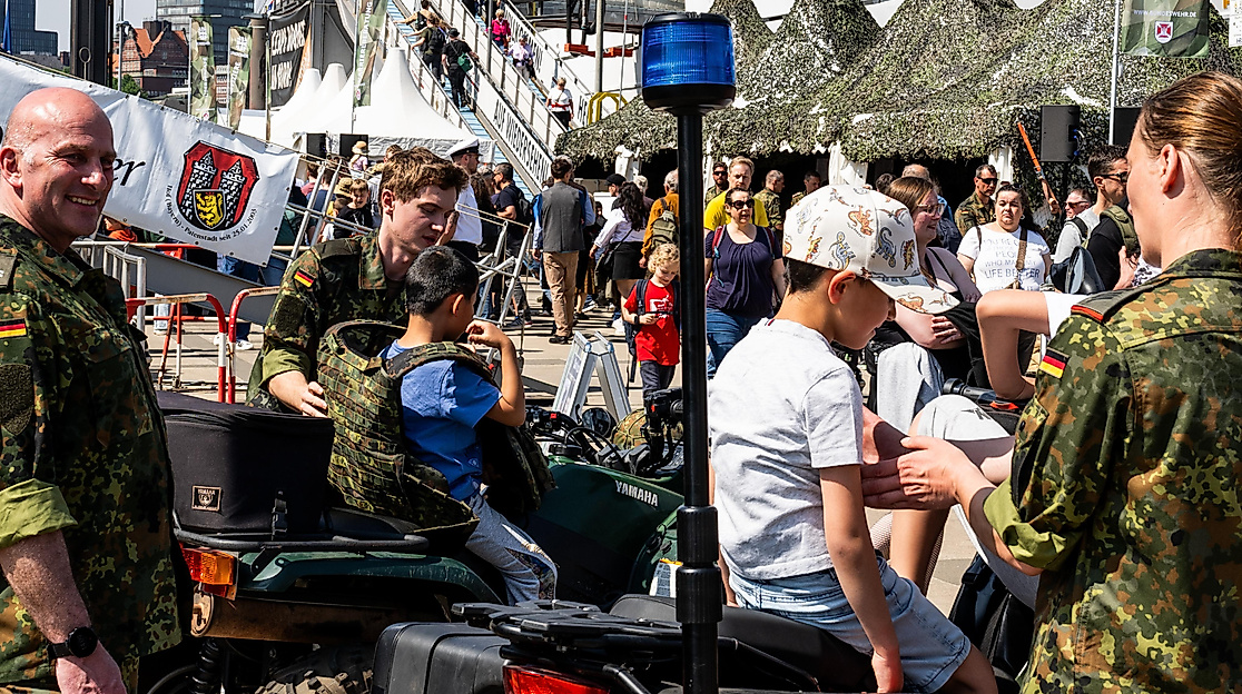 Bundeswehr_im_Dialog_HG24_FU_10052024_0720