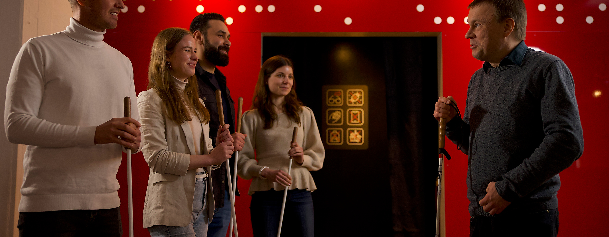 Dialog im Dunkeln Bild 4