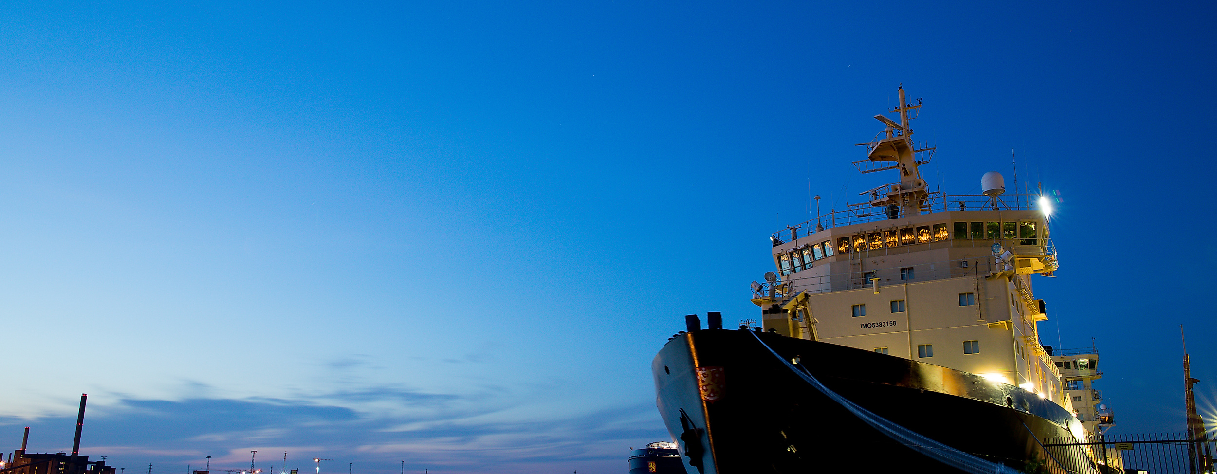 schiff_c-unsplash-dorian-mongel