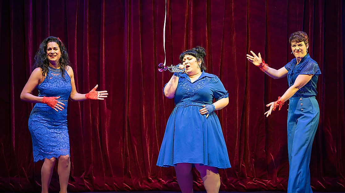 De Ohnsorg Süsters – drei Hamburger Deerns und echt Plattdüütsch by Nature!