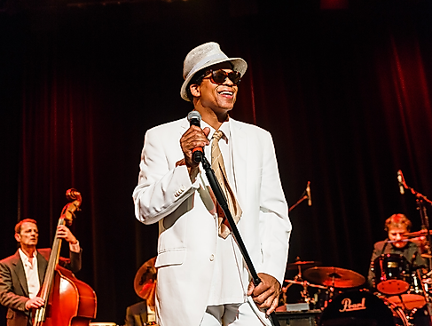 Willie Kimbrough singt Elvis Presley