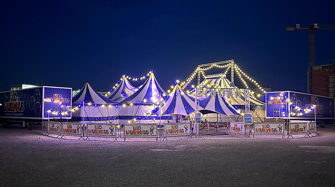 Leo Lausemaus Theaterzelt