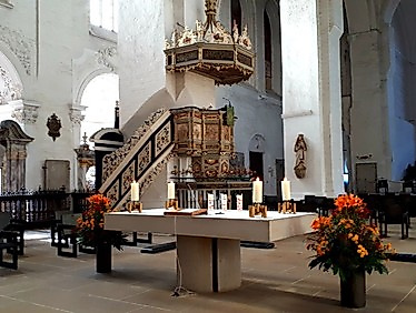 Familiengottesdienst mit Tauferinnerung, anschließend Kirchenkaffee