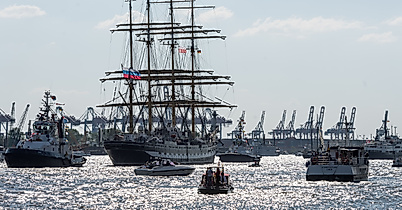 The Tall Ship Parade on Sunday