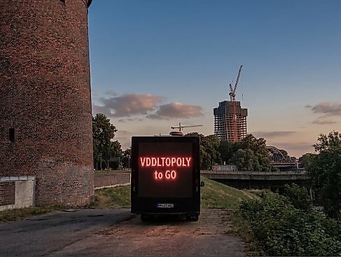 NEW HAMBURG: Veddelogie To Go