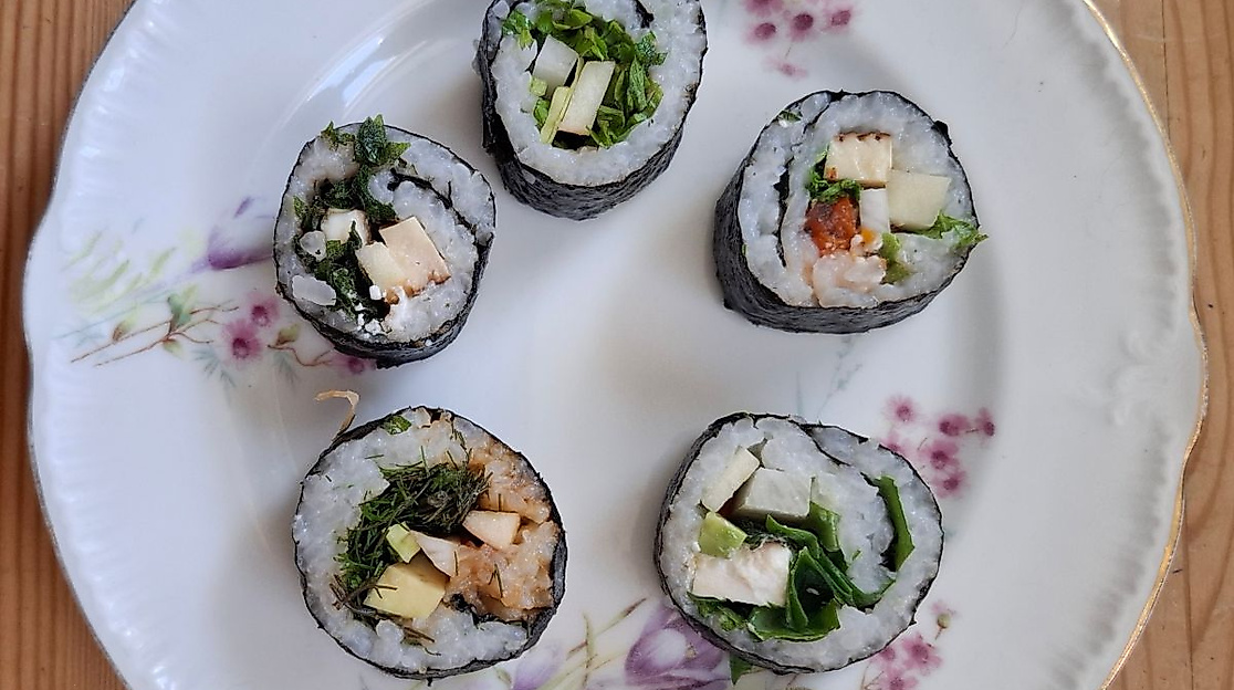 Wildkräuter-Sushi