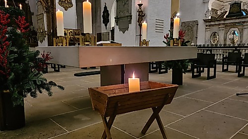 Familiengottesdienst mit Krippenspiel mit Pastor Martin Klatt