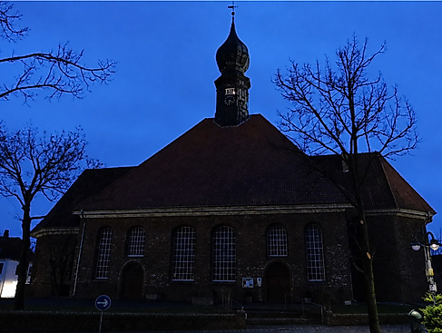 Gute-Nacht-Kirche