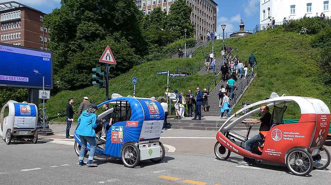 Stadtrundfahrt per E-Rikscha & Fahrrad