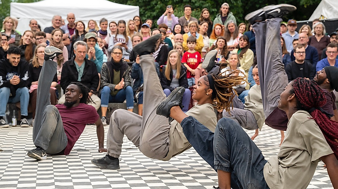 Tänzer*innen bei STAMP