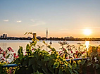 Blick auf die Alster bei Sonnenuntergang